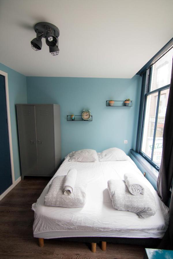Urban Vibes Guesthouse อัมสเตอร์ดัม ภายนอก รูปภาพ