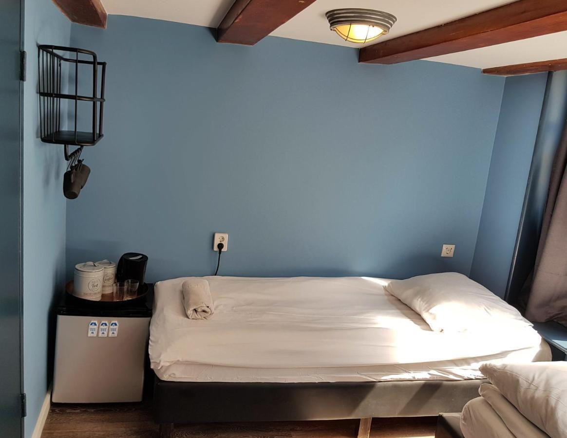 Urban Vibes Guesthouse อัมสเตอร์ดัม ภายนอก รูปภาพ