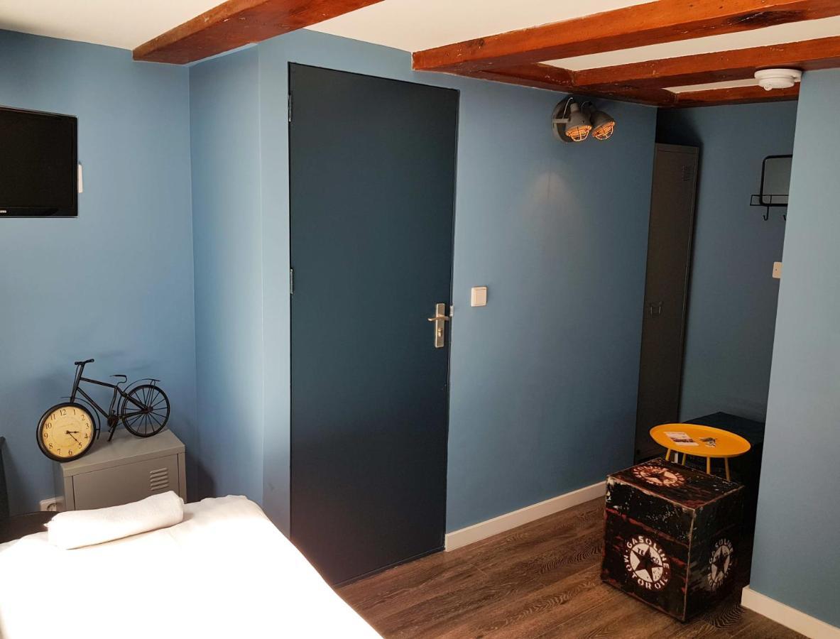 Urban Vibes Guesthouse อัมสเตอร์ดัม ภายนอก รูปภาพ