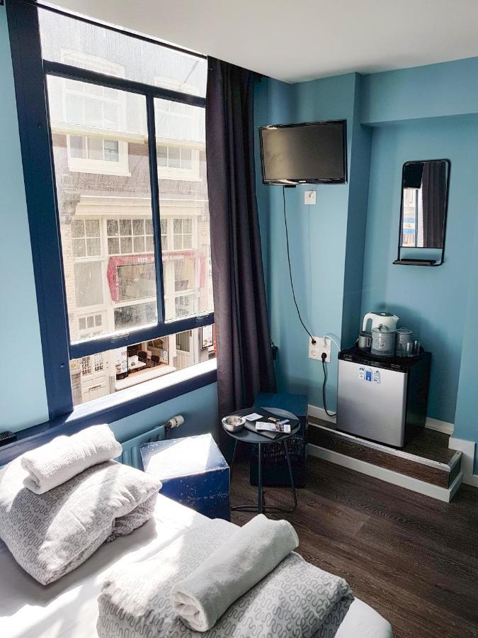 Urban Vibes Guesthouse อัมสเตอร์ดัม ภายนอก รูปภาพ