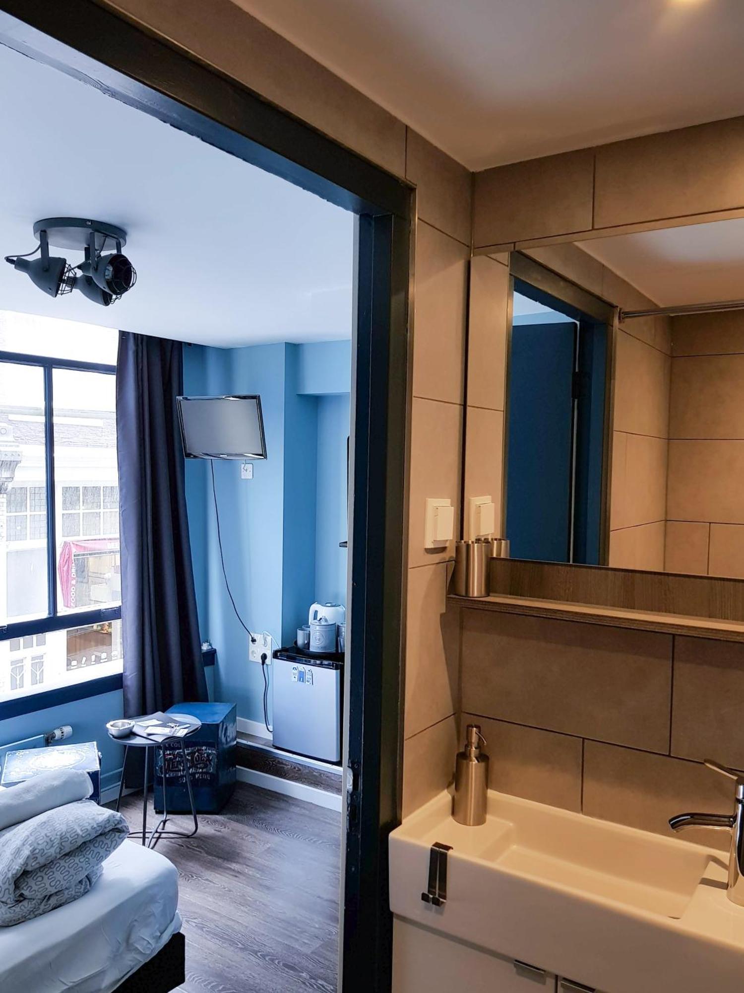 Urban Vibes Guesthouse อัมสเตอร์ดัม ห้อง รูปภาพ